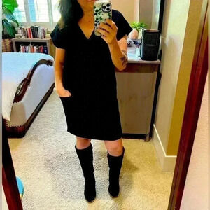 Bar III black polyester shift dress (with pockets!) size medium